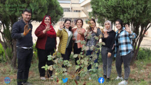 المنصة البيئية النسائية تشارك جمعية جدائل خضراء البيئة في يوم تطوعي لجمع بذور الاشجار